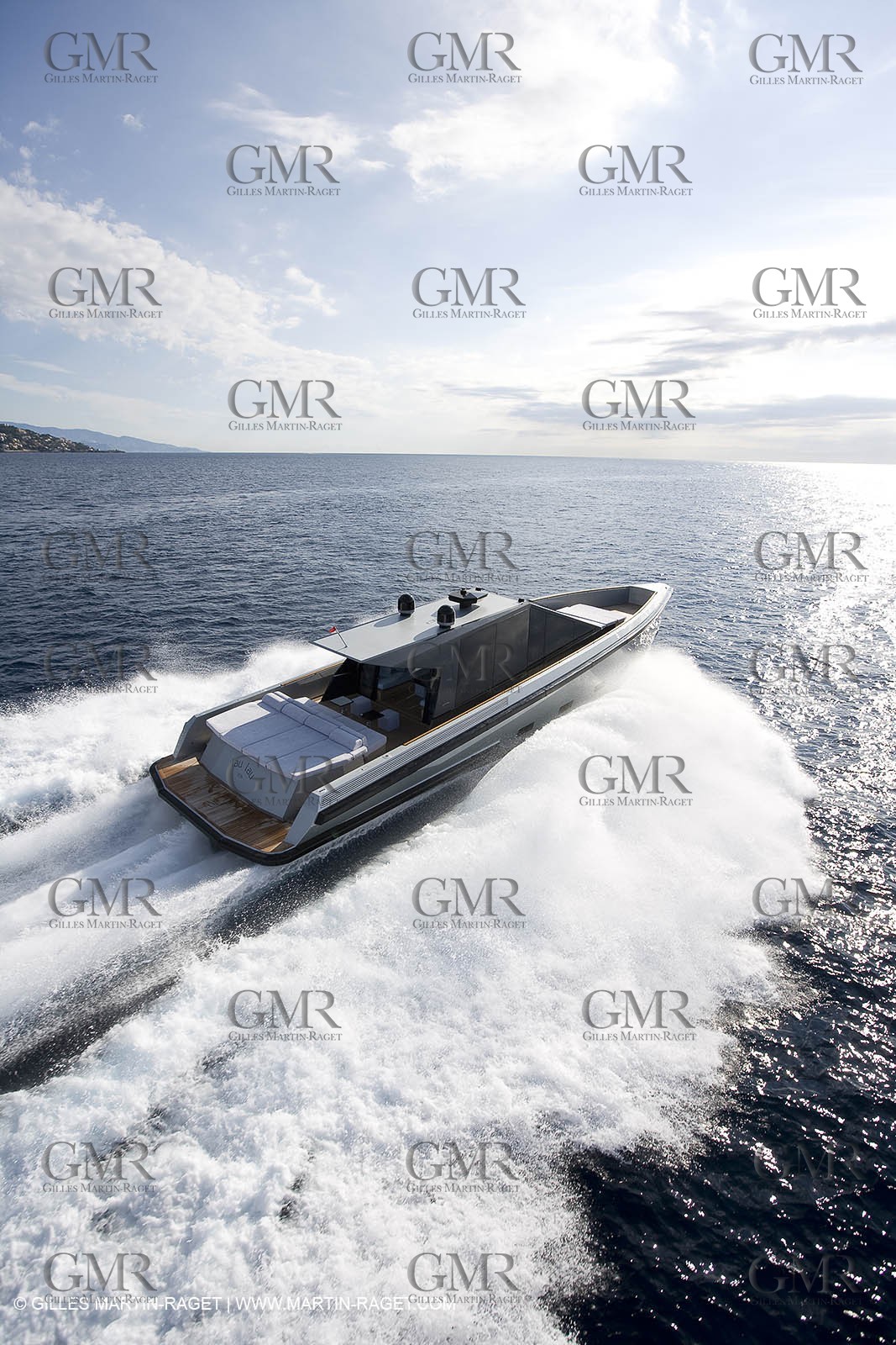 29 09 2007 - St Jean Cap Ferrat - Wally Yachts - Wally Power 70 - Lau Lau