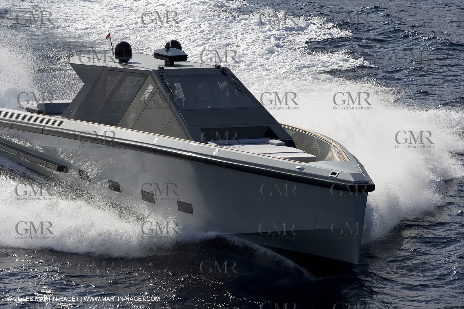 29 09 2007 - St Jean Cap Ferrat - Wally Yachts - Wally Power 70 - Lau Lau
