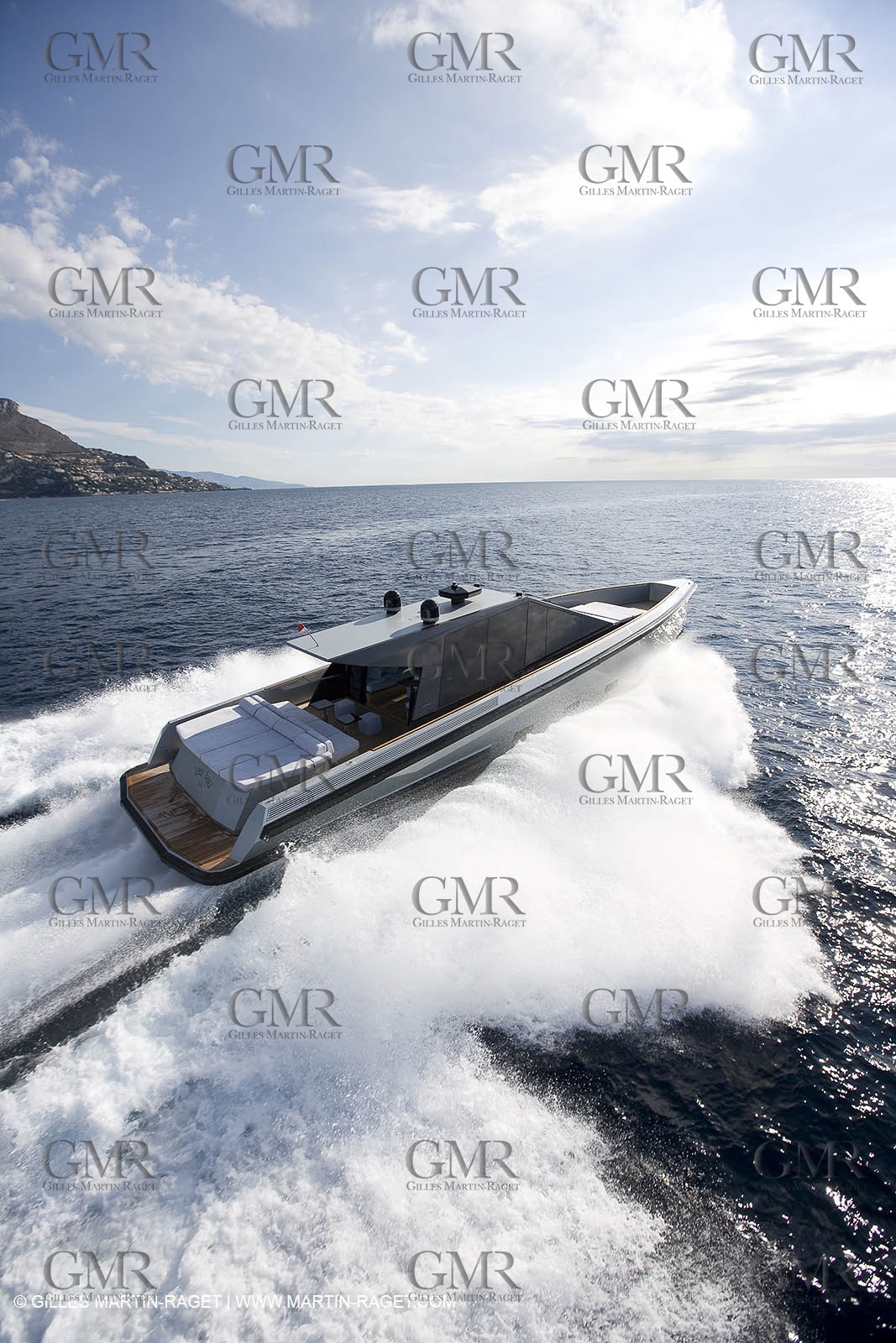 29 09 2007 - St Jean Cap Ferrat - Wally Yachts - Wally Power 70 - Lau Lau