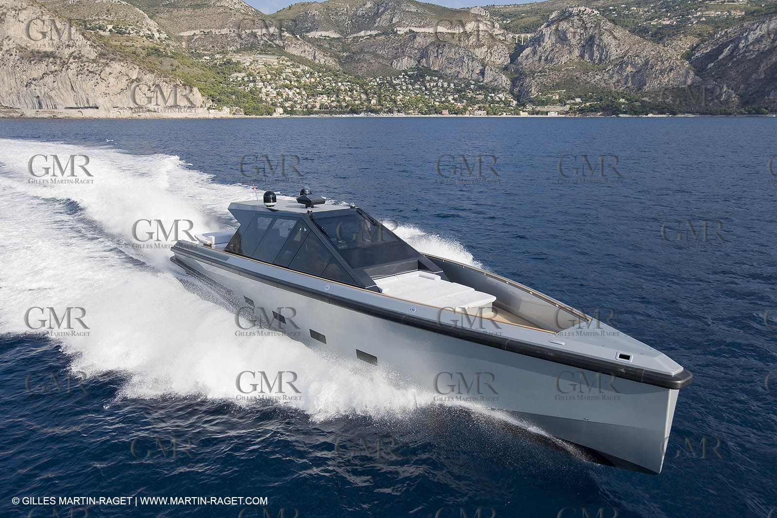 29 09 2007 - St Jean Cap Ferrat - Wally Yachts - Wally Power 70 - Lau Lau