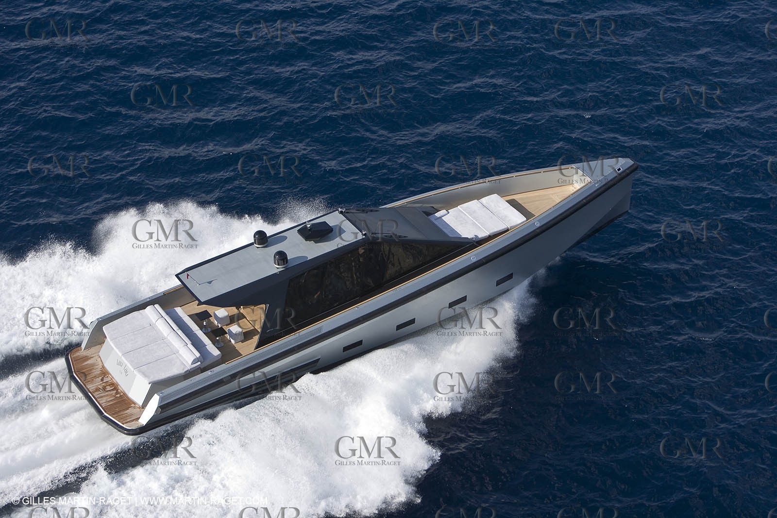 29 09 2007 - St Jean Cap Ferrat - Wally Yachts - Wally Power 70 - Lau Lau