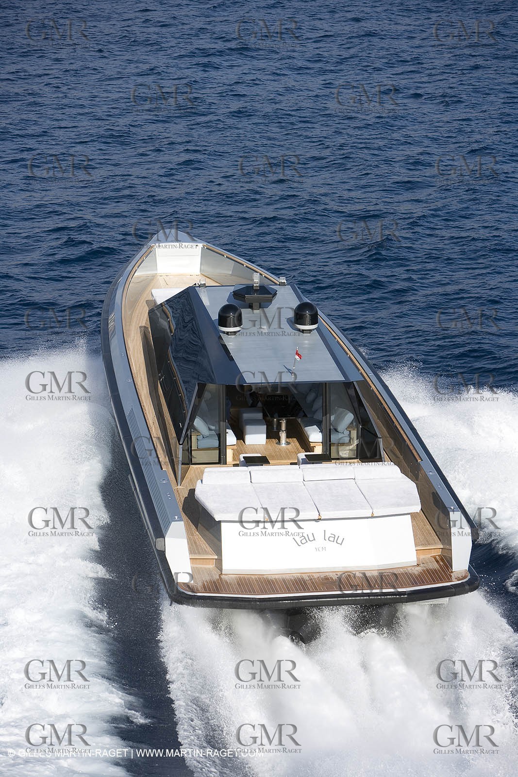 29 09 2007 - St Jean Cap Ferrat - Wally Yachts - Wally Power 70 - Lau Lau