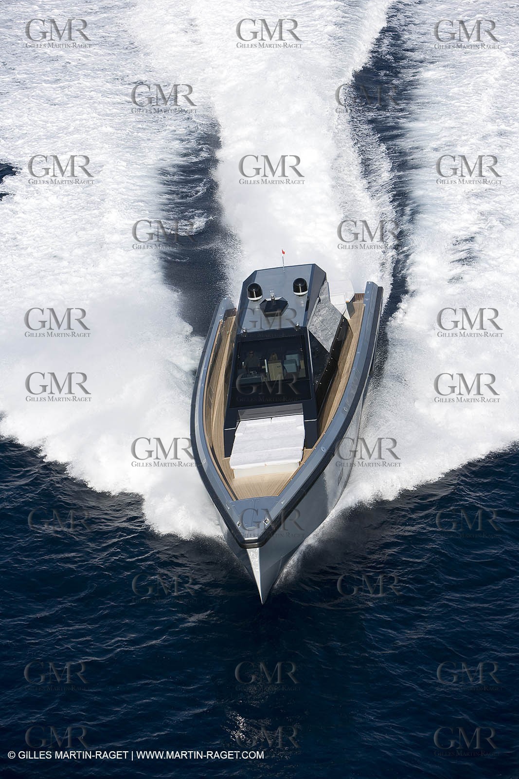 29 09 2007 - St Jean Cap Ferrat - Wally Yachts - Wally Power 70 - Lau Lau