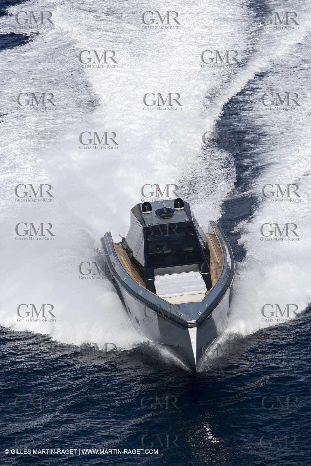 29 09 2007 - St Jean Cap Ferrat - Wally Yachts - Wally Power 70 - Lau Lau