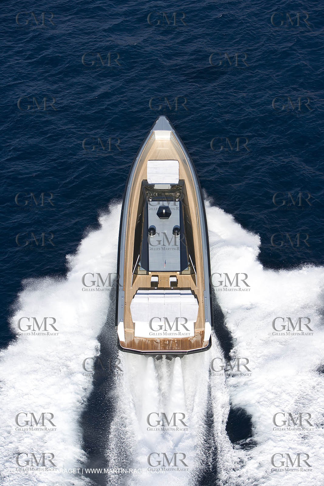 29 09 2007 - St Jean Cap Ferrat - Wally Yachts - Wally Power 70 - Lau Lau
