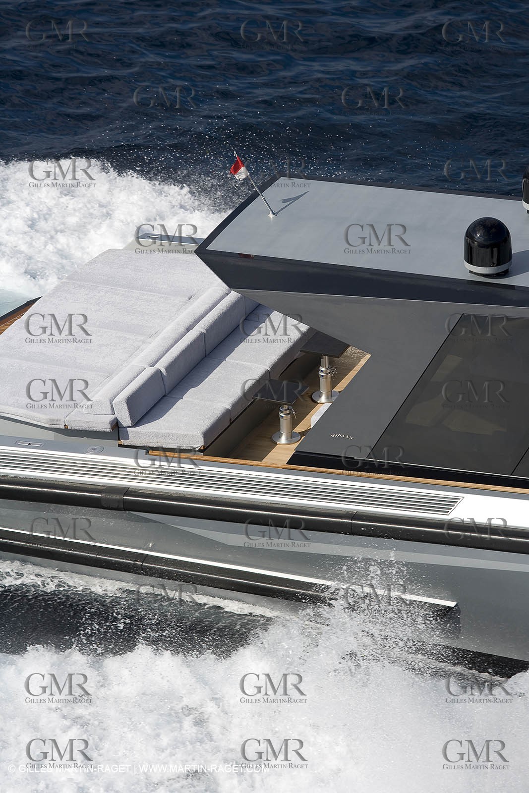 29 09 2007 - St Jean Cap Ferrat - Wally Yachts - Wally Power 70 - Lau Lau