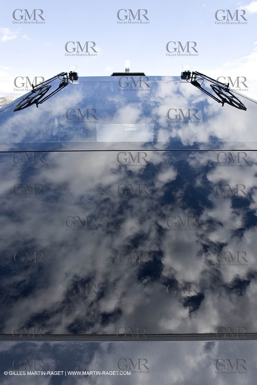 29 09 2007 - St Jean Cap Ferrat - Wally Yachts - Wally Power 70 - Lau Lau