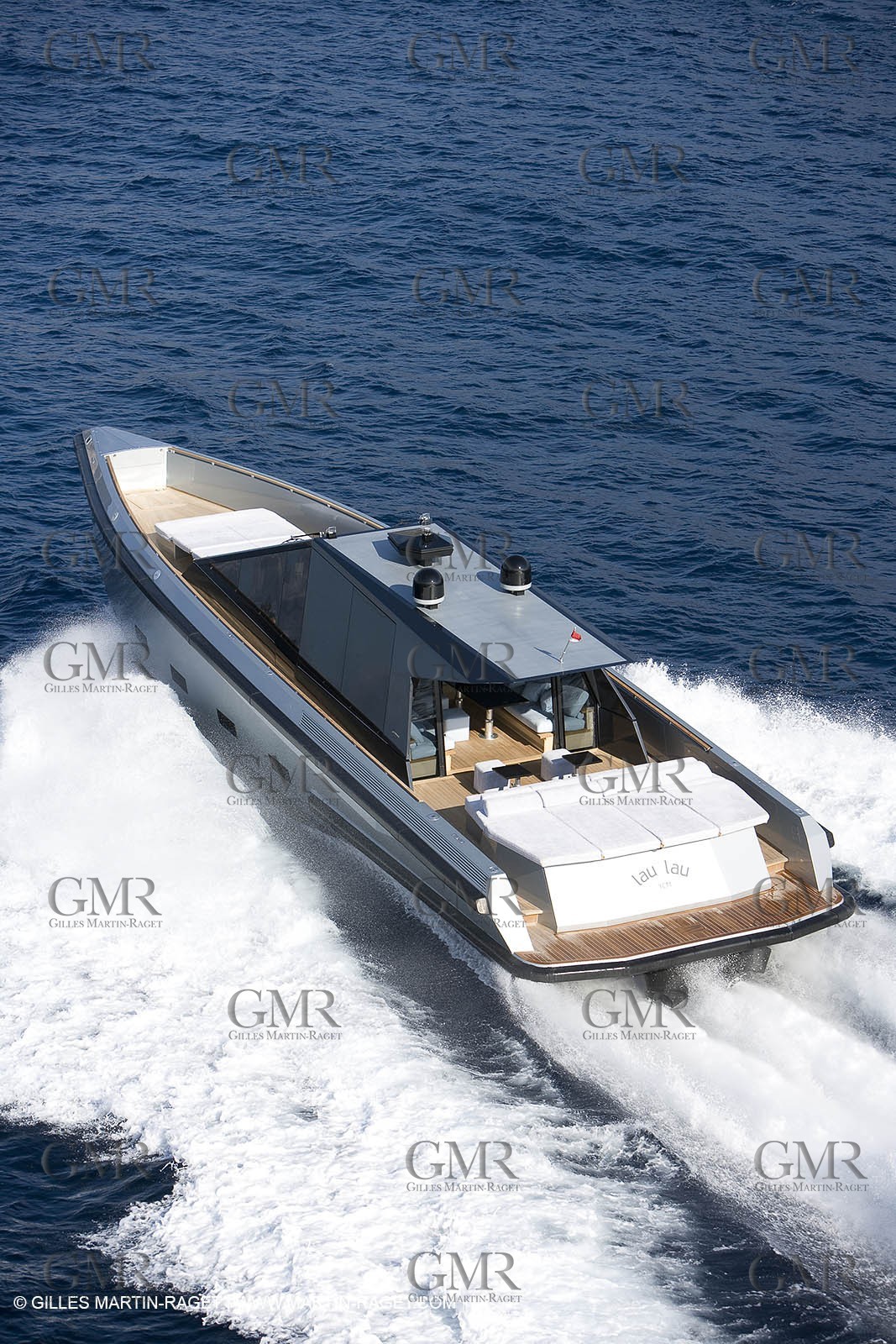 29 09 2007 - St Jean Cap Ferrat - Wally Yachts - Wally Power 70 - Lau Lau