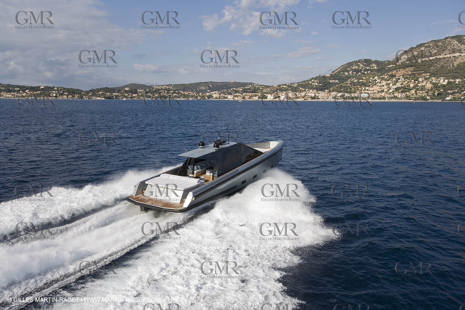 29 09 2007 - St Jean Cap Ferrat - Wally Yachts - Wally Power 70 - Lau Lau