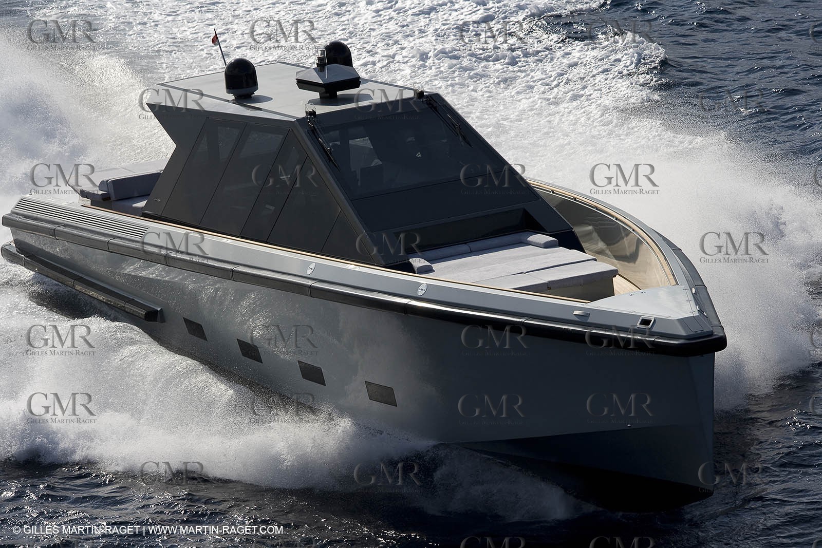 29 09 2007 - St Jean Cap Ferrat - Wally Yachts - Wally Power 70 - Lau Lau