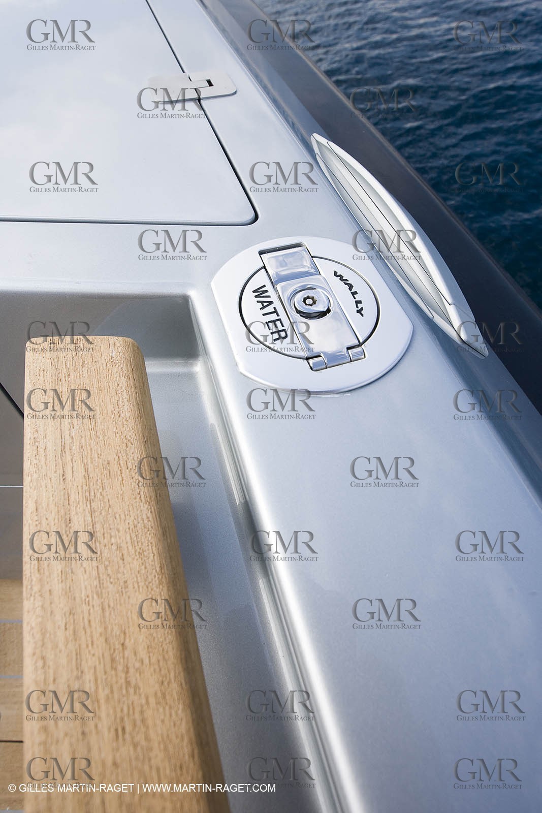 29 09 2007 - St Jean Cap Ferrat - Wally Yachts - Wally Power 70 - Lau Lau