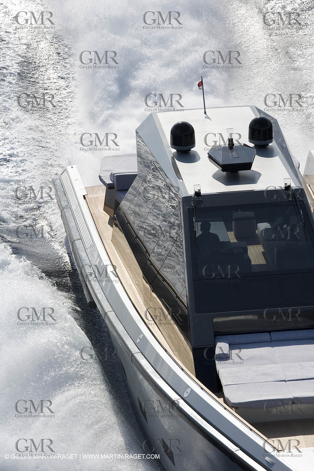 29 09 2007 - St Jean Cap Ferrat - Wally Yachts - Wally Power 70 - Lau Lau