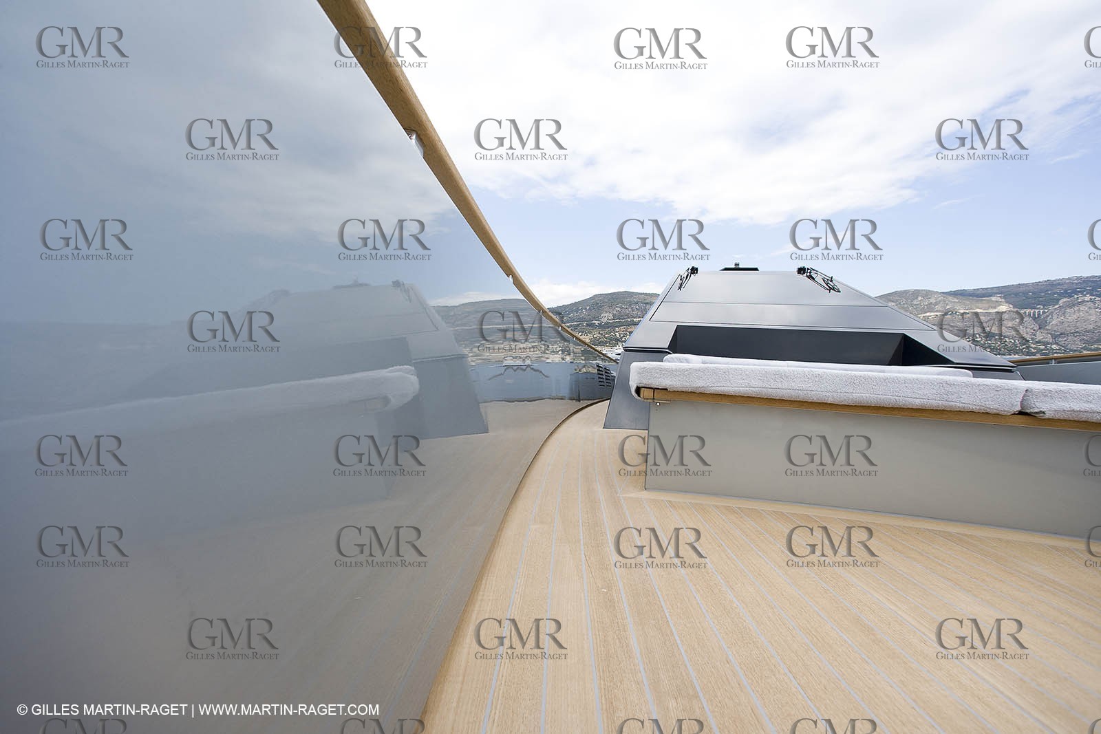 29 09 2007 - St Jean Cap Ferrat - Wally Yachts - Wally Power 70 - Lau Lau