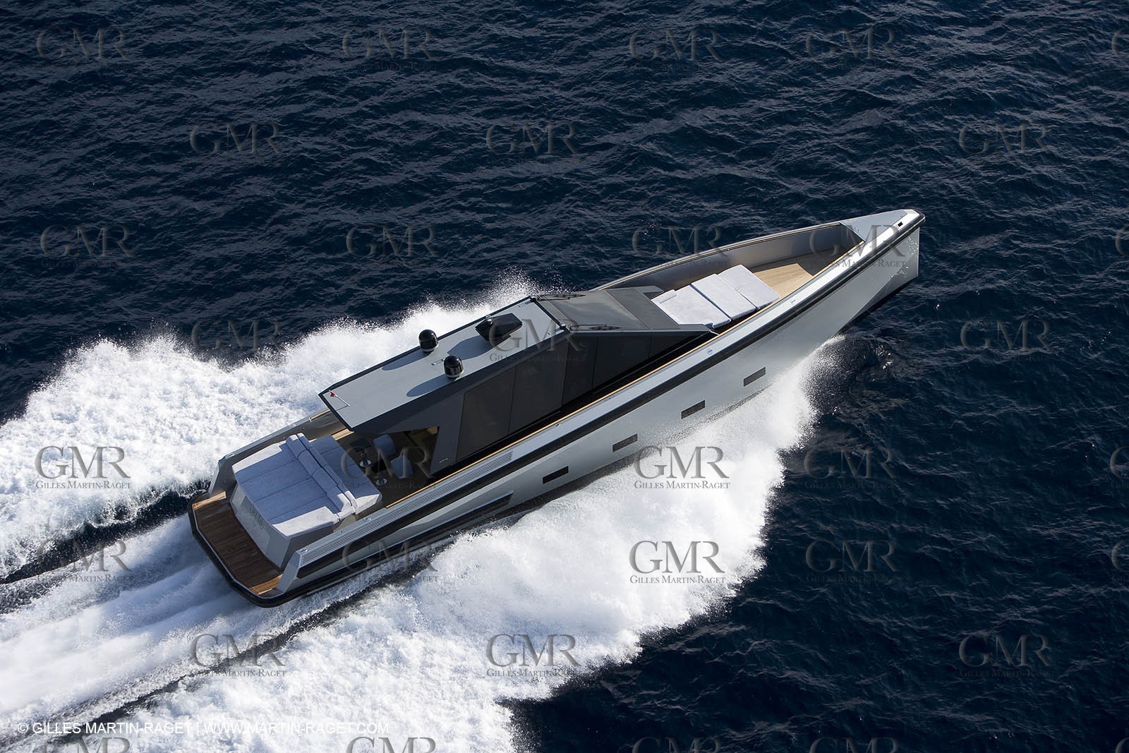 29 09 2007 - St Jean Cap Ferrat - Wally Yachts - Wally Power 70 - Lau Lau