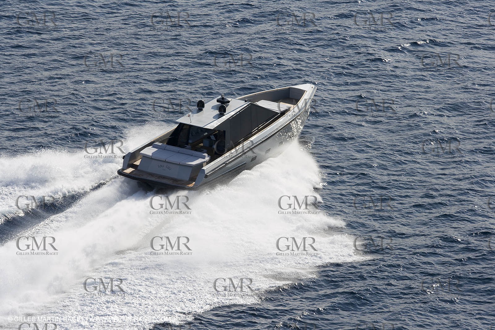 29 09 2007 - St Jean Cap Ferrat - Wally Yachts - Wally Power 70 - Lau Lau