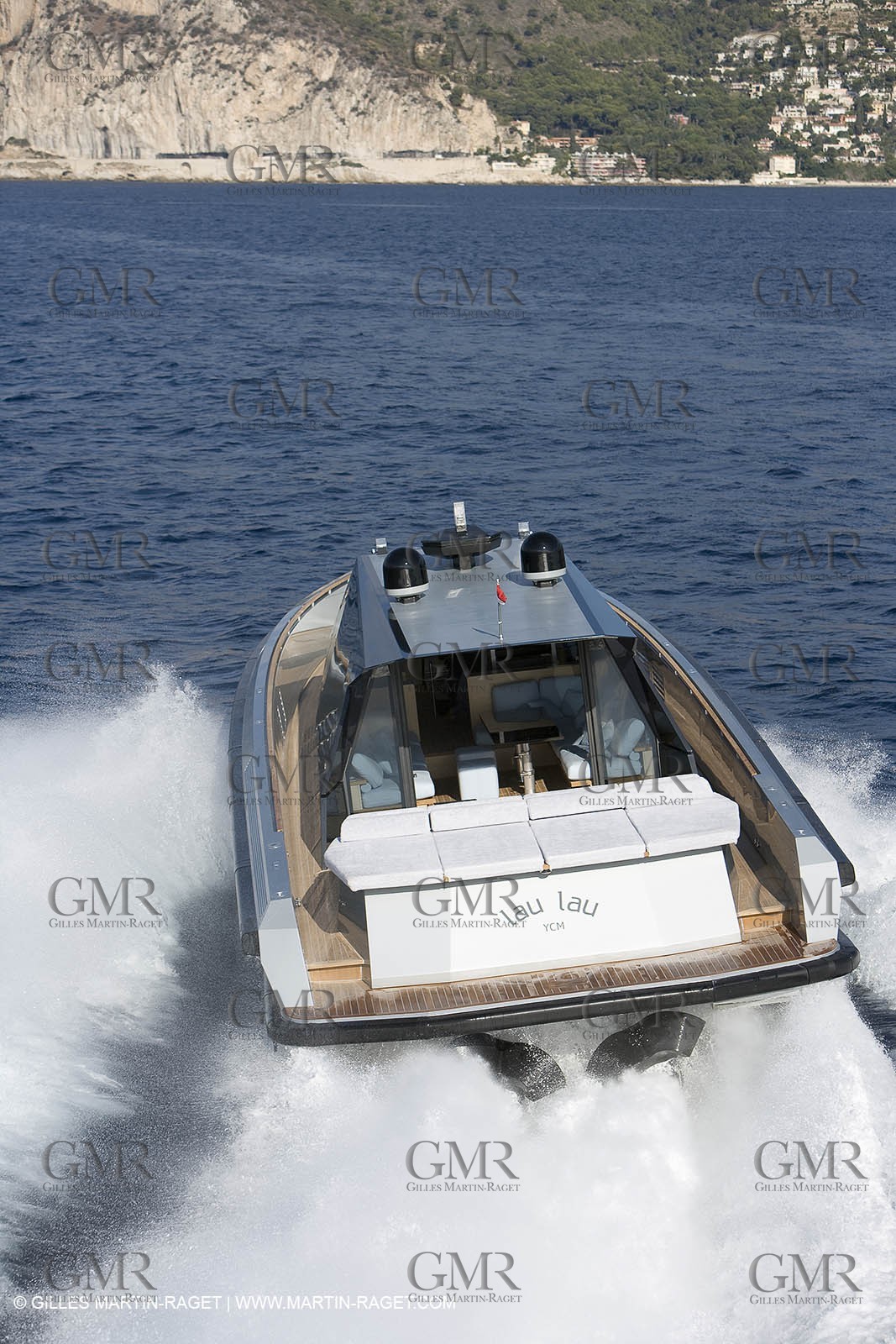 29 09 2007 - St Jean Cap Ferrat - Wally Yachts - Wally Power 70 - Lau Lau