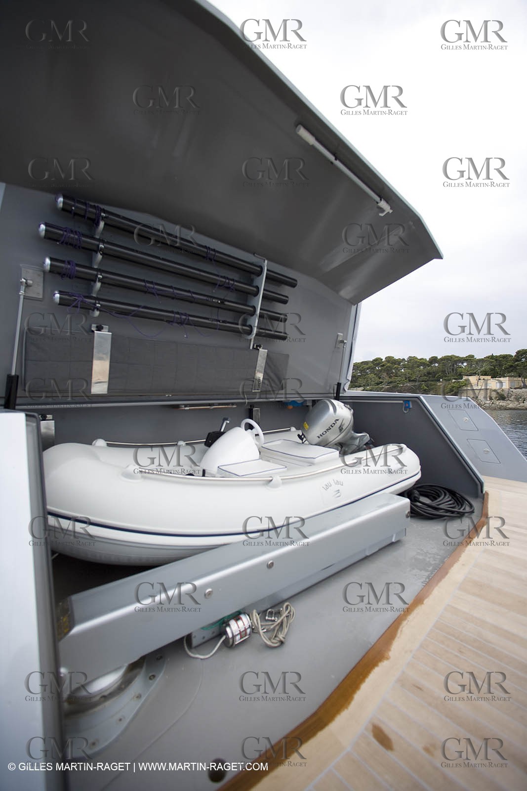 29 09 2007 - St Jean Cap Ferrat - Wally Yachts - Wally Power 70 - Lau Lau