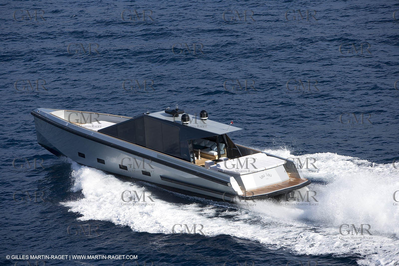 29 09 2007 - St Jean Cap Ferrat - Wally Yachts - Wally Power 70 - Lau Lau