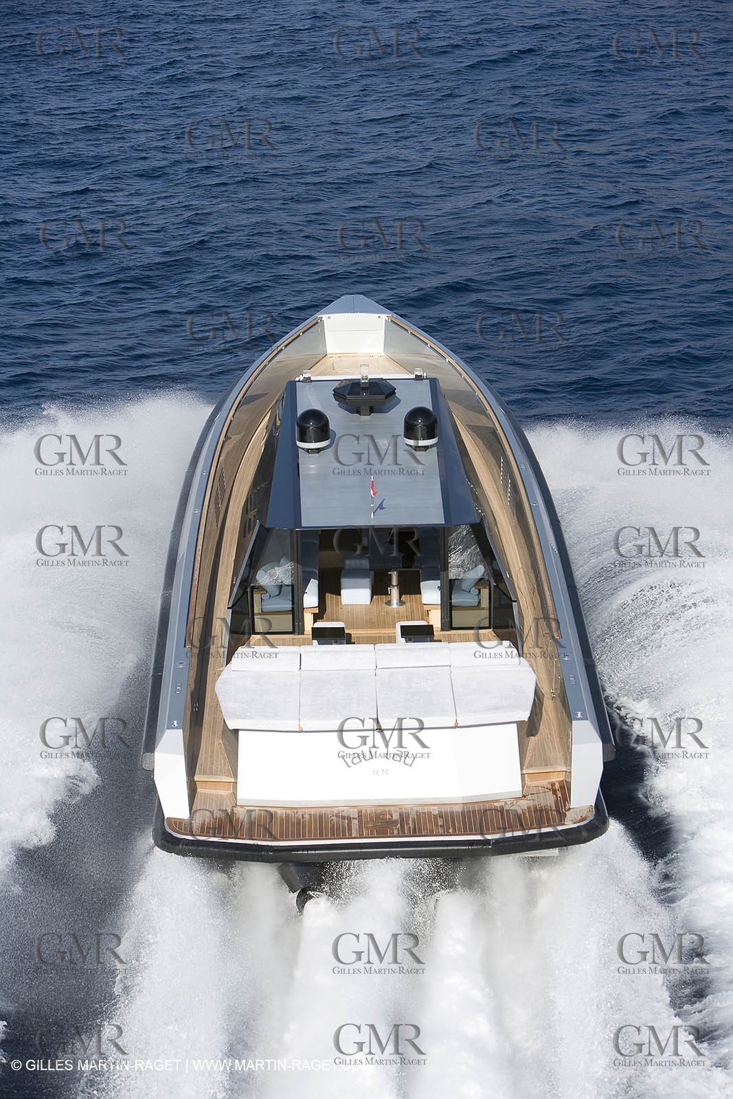 29 09 2007 - St Jean Cap Ferrat - Wally Yachts - Wally Power 70 - Lau Lau