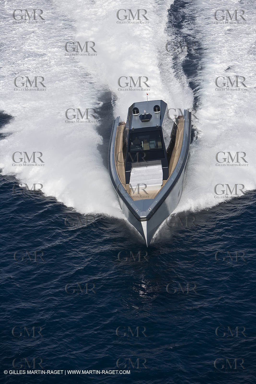 29 09 2007 - St Jean Cap Ferrat - Wally Yachts - Wally Power 70 - Lau Lau