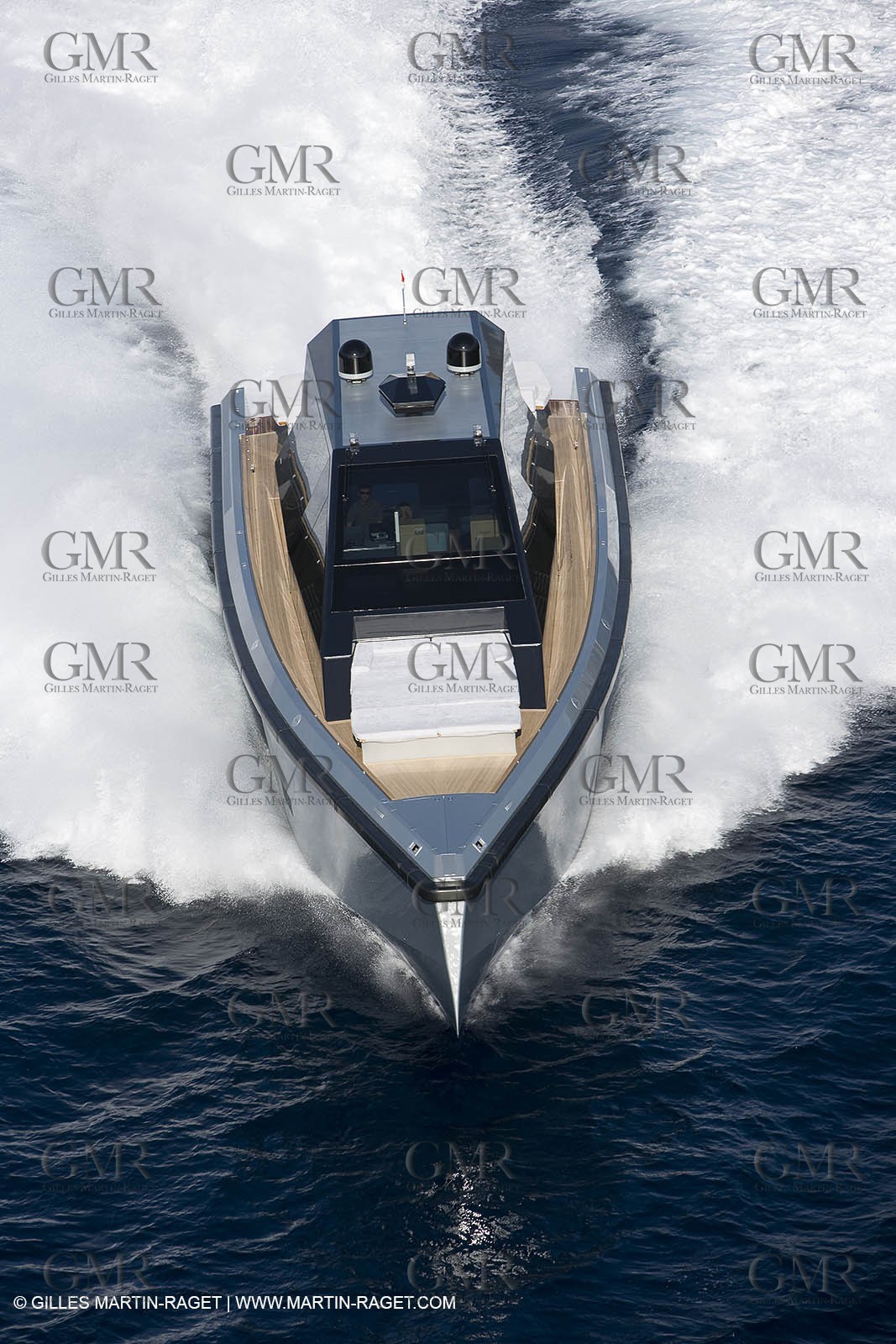 29 09 2007 - St Jean Cap Ferrat - Wally Yachts - Wally Power 70 - Lau Lau