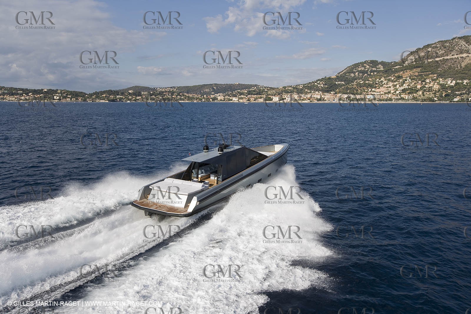 29 09 2007 - St Jean Cap Ferrat - Wally Yachts - Wally Power 70 - Lau Lau