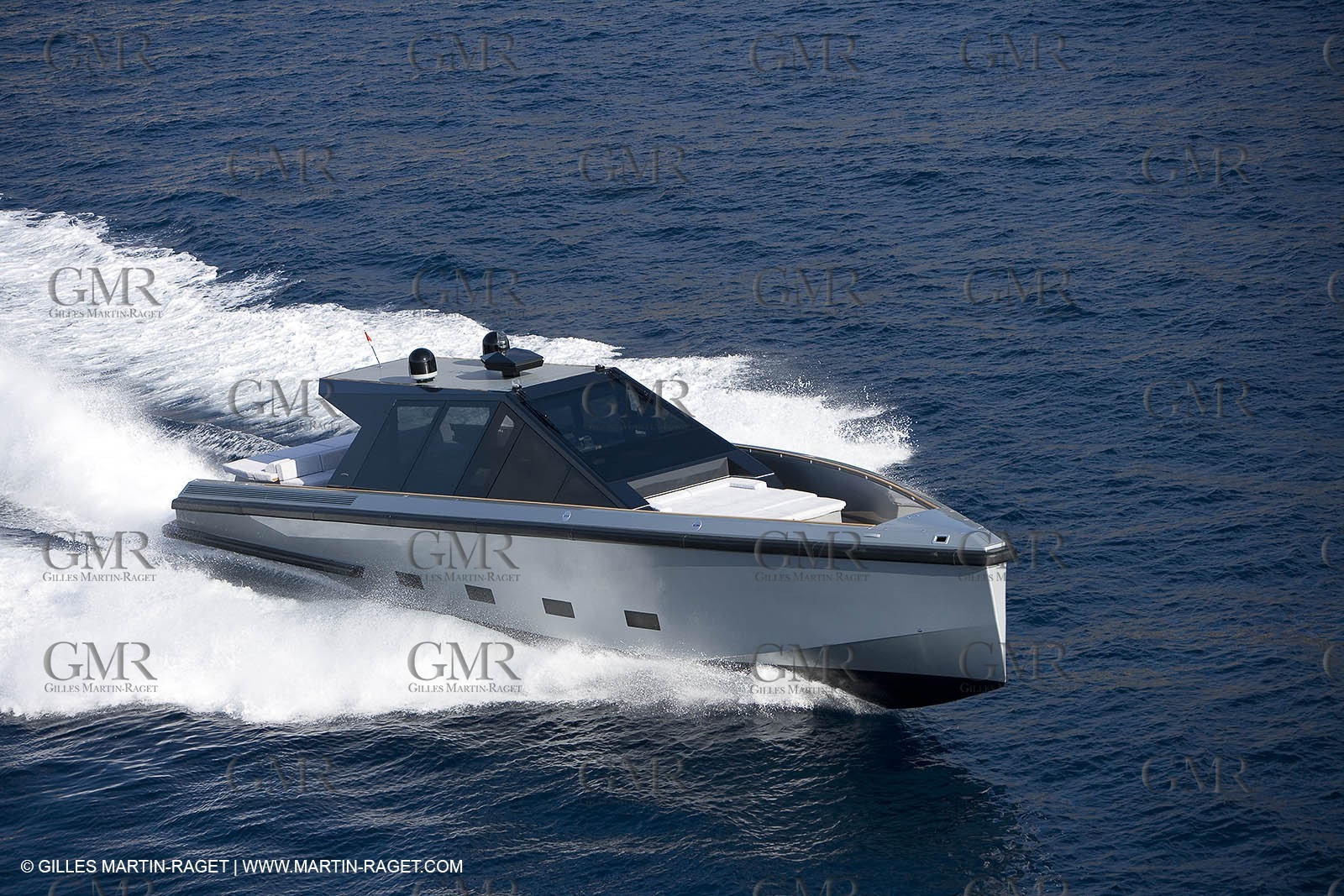 29 09 2007 - St Jean Cap Ferrat - Wally Yachts - Wally Power 70 - Lau Lau