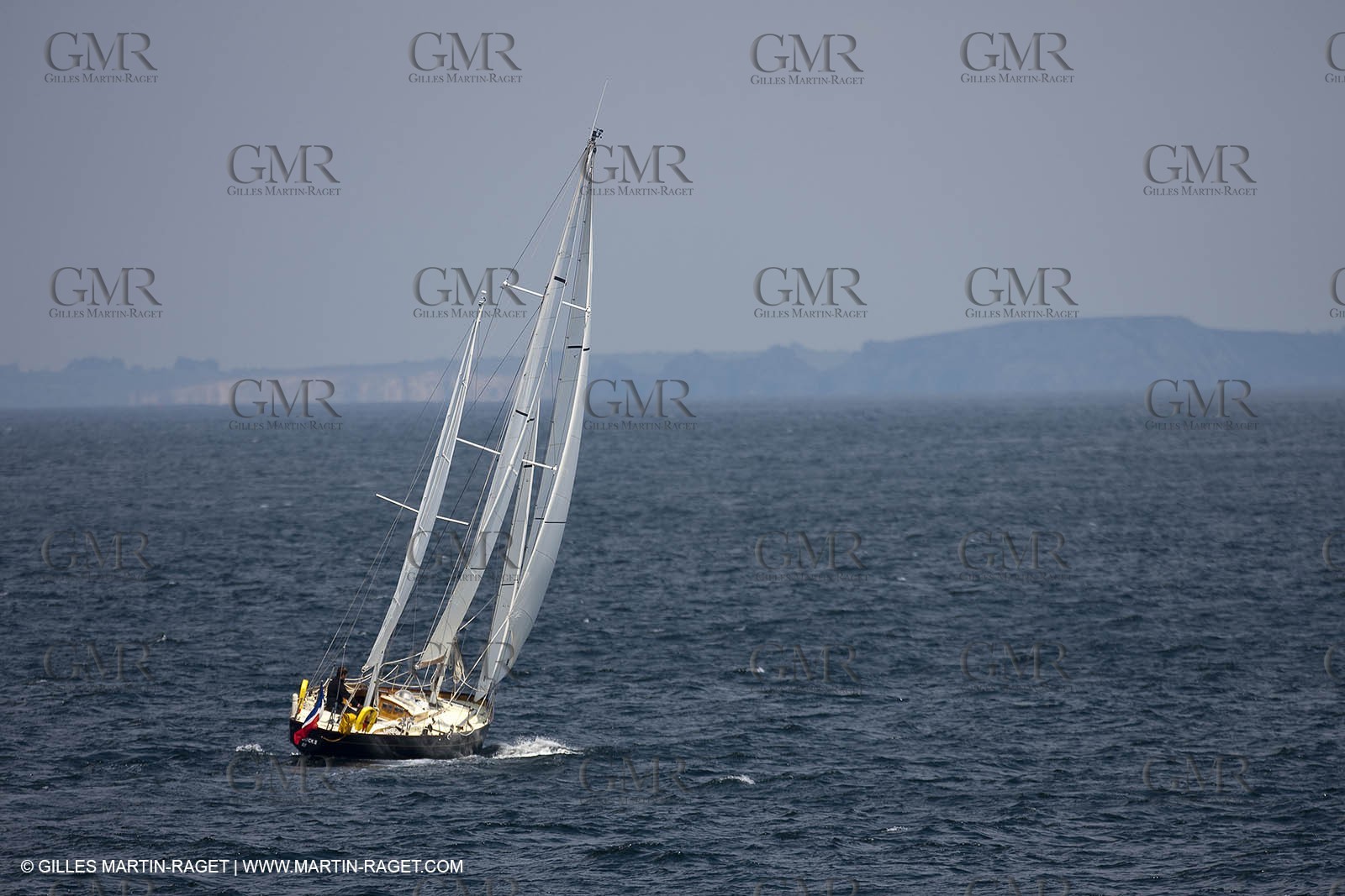 19 05 2010 - Raz de Sein (FRA,29) -  Pen Duick II