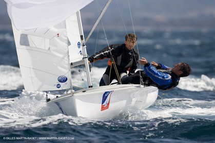 27 04 2007 - Semaine Olympique Française 2007 - Hyères - Jour 6 - Medal Race - Team France - 470 Homme - Leboucher-Garos