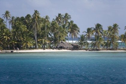 01 02 2008 - San Blas Archipelago (Panama) - Motor Yacht Senses