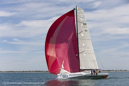 01 06 2010 - Port Camargue (FRA,30) - Class 40 Vecteur Plus, entraînements