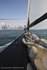 14 11 2010 - Dubai (UAE) - Dubai Louis Vuitton Trophy -  BMW ORACLE Racing - Training - Onboard Vs All 4 one