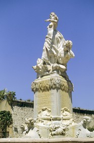 Marseille historical heritage (check keywords for more infos), Fontaine des danaïdes