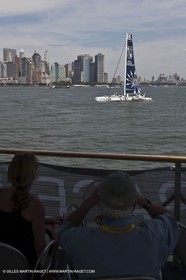 05 07 2012 - New York (USA) - Ocean Krys Race - Speed runs in fornt of NY city