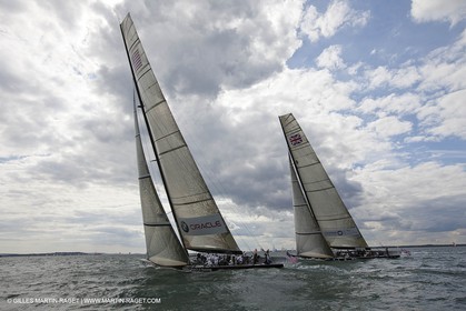 02 08 2010 - Cowes (UK, IOW) 1851 Cup -  BMW ORACLE Racing - Training Day