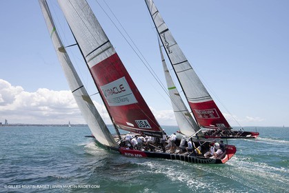 23 01 2009 - Auckland (NZL) -  Louis Vuitton Pacific Series - BMW ORACLE Racing-Tuning up onboard Emirates Team New Zealand yacht