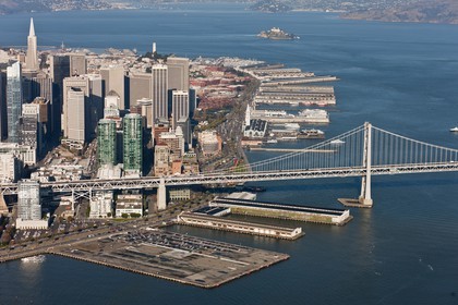 05 01 2011 - San Francisco (USA, CA) - 34th America's Cup - San Francisco waterfront - Piers 26 (closest to bridge), Piers28, Piers 30-32