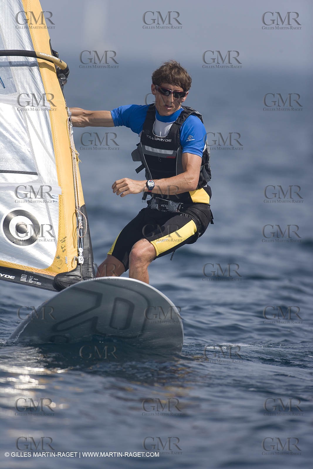 25 04 2007 - 2007 Semaine Olympique Française - Hyères (South of France) - Day 4 - Team France - RS:X - Bontemps Julien