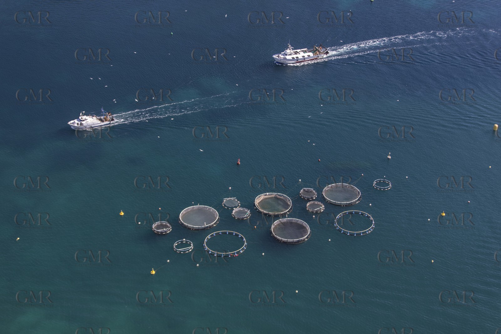 08 04 2015, Andraitx (Isla de Mallorca, Islas Baleares, ESP), Chantier Fountaine-Pajot, Motor Yacht 37