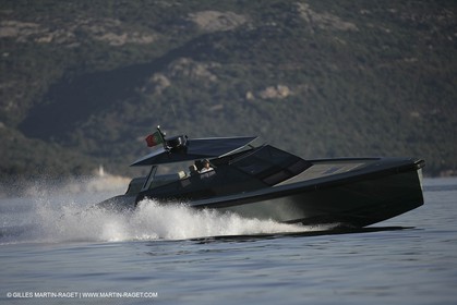 16 07 2007 - Portisco (Italie, Sardaigne) - Wally Power 47 millesime 2007