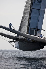 14 02 2010 - Valencia (ESP) - 33rd America's Cup - BMW ORACLE Racing - Race 2