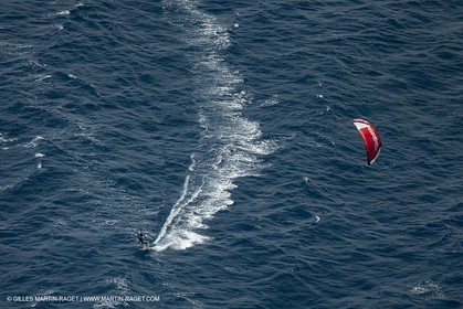 Kite surf à l'Almanarre - Hyères (FRA,83) - 29 07 2014