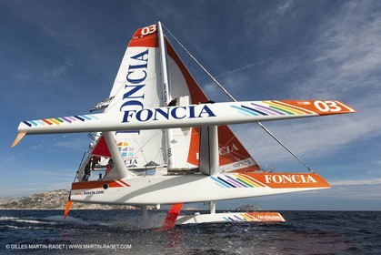 27 09 2012 - Marseille (FRA,13) - Alpari World Match Race Tour - Match Race France 2012 - Day 3 - Quarter finals - Matc Racing specialists sail on Foncia