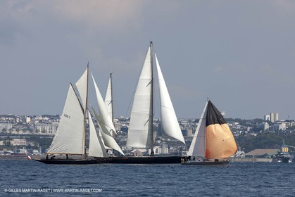 19 05 2010- Brest  - (FRA,56)  -  Les Pen Duick en rade de Brest