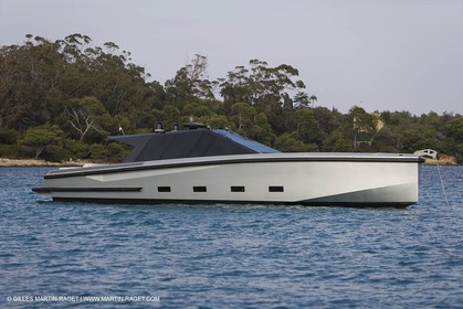 29 09 2007 - St Jean Cap Ferrat - Wally Yachts - Wally Power 70 - Lau Lau