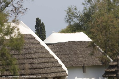 01 07 2008 - Les Saintes Maries de la mer (FRA, 13) - Cabanes de gardians