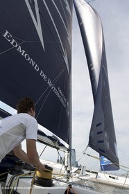 05 07 2012 - New York (USA) - Ocean Krys Race - Speed runs in fornt of NY city