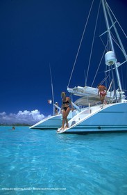 Cruising - People - Doing nothing