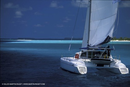 Cruising multihull sailing