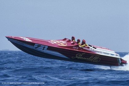 Powerboating, Offshore racing